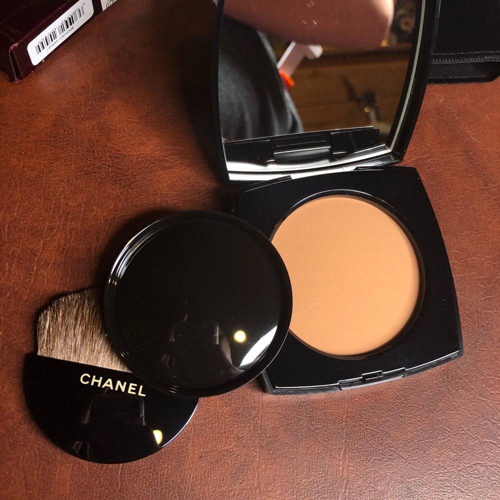 Chanel Les Beiges Healthy Glow Powder